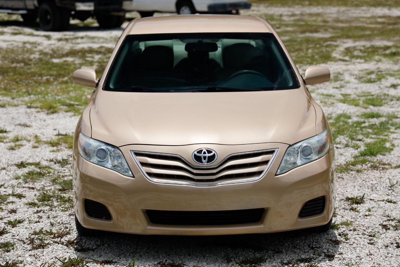 Toyota Camry  2010