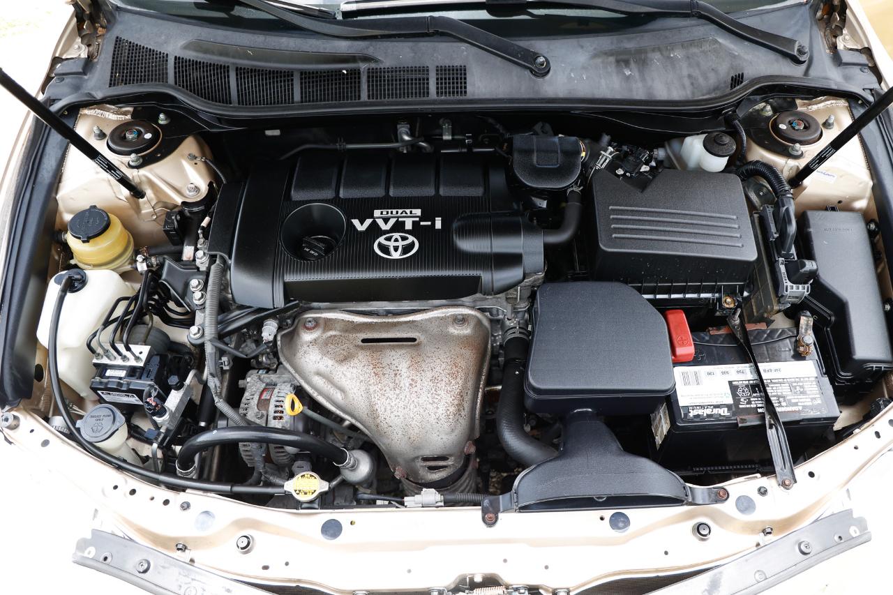 Toyota Camry  2010