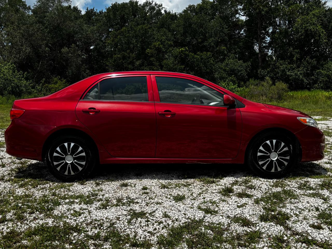 Toyota Corolla  2010