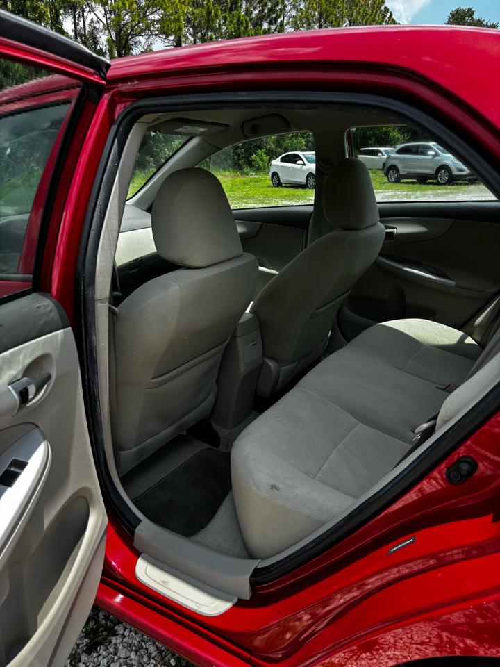Toyota Corolla  2010