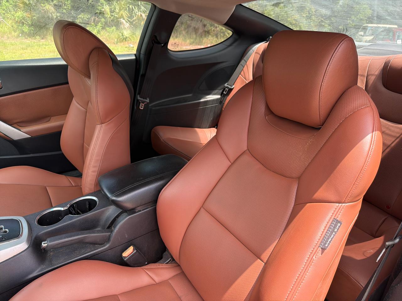 Hyundai Genesis Coupe  2010