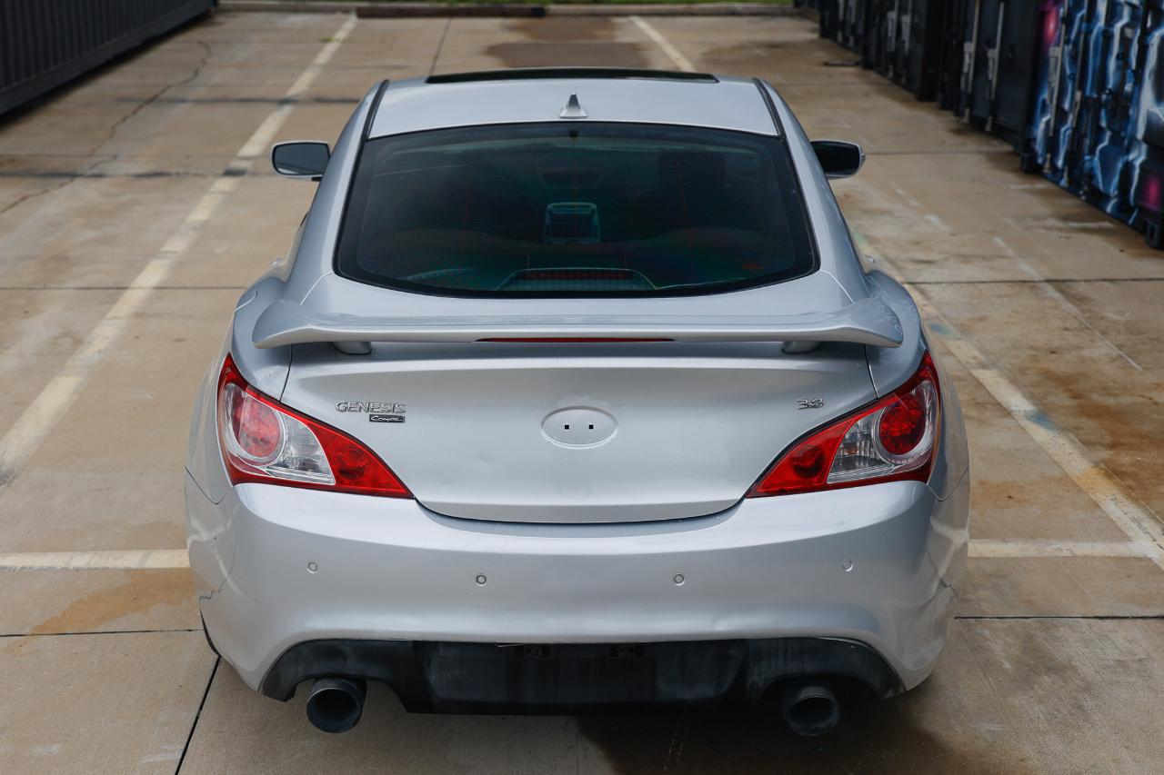 Hyundai Genesis Coupe  2010