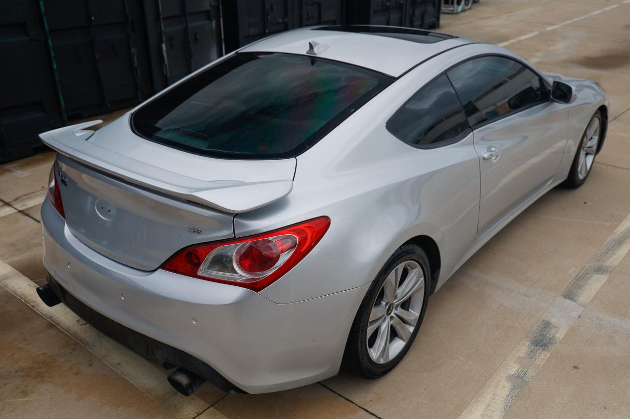 Hyundai Genesis Coupe  2010