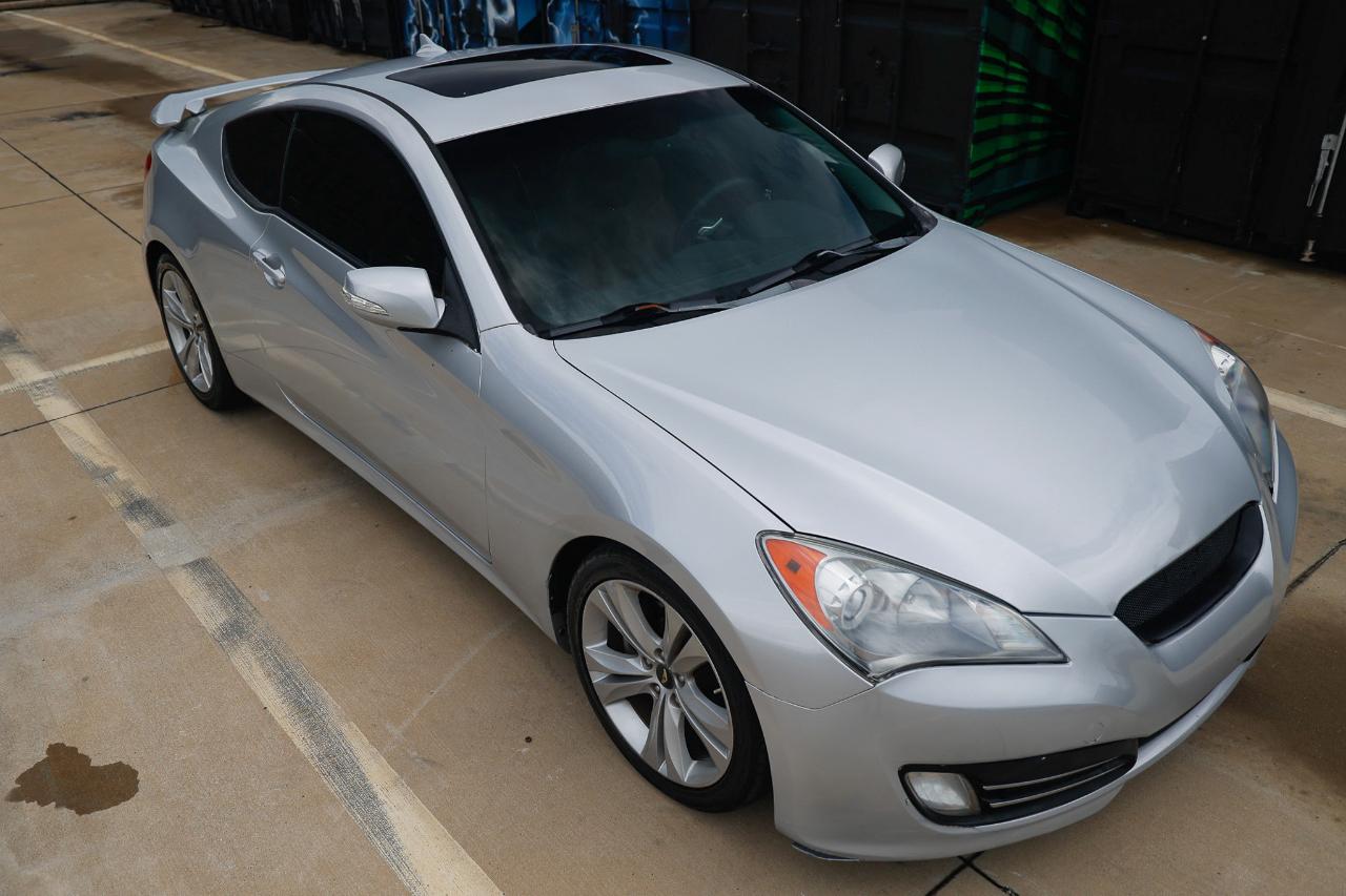 Hyundai Genesis Coupe  2010