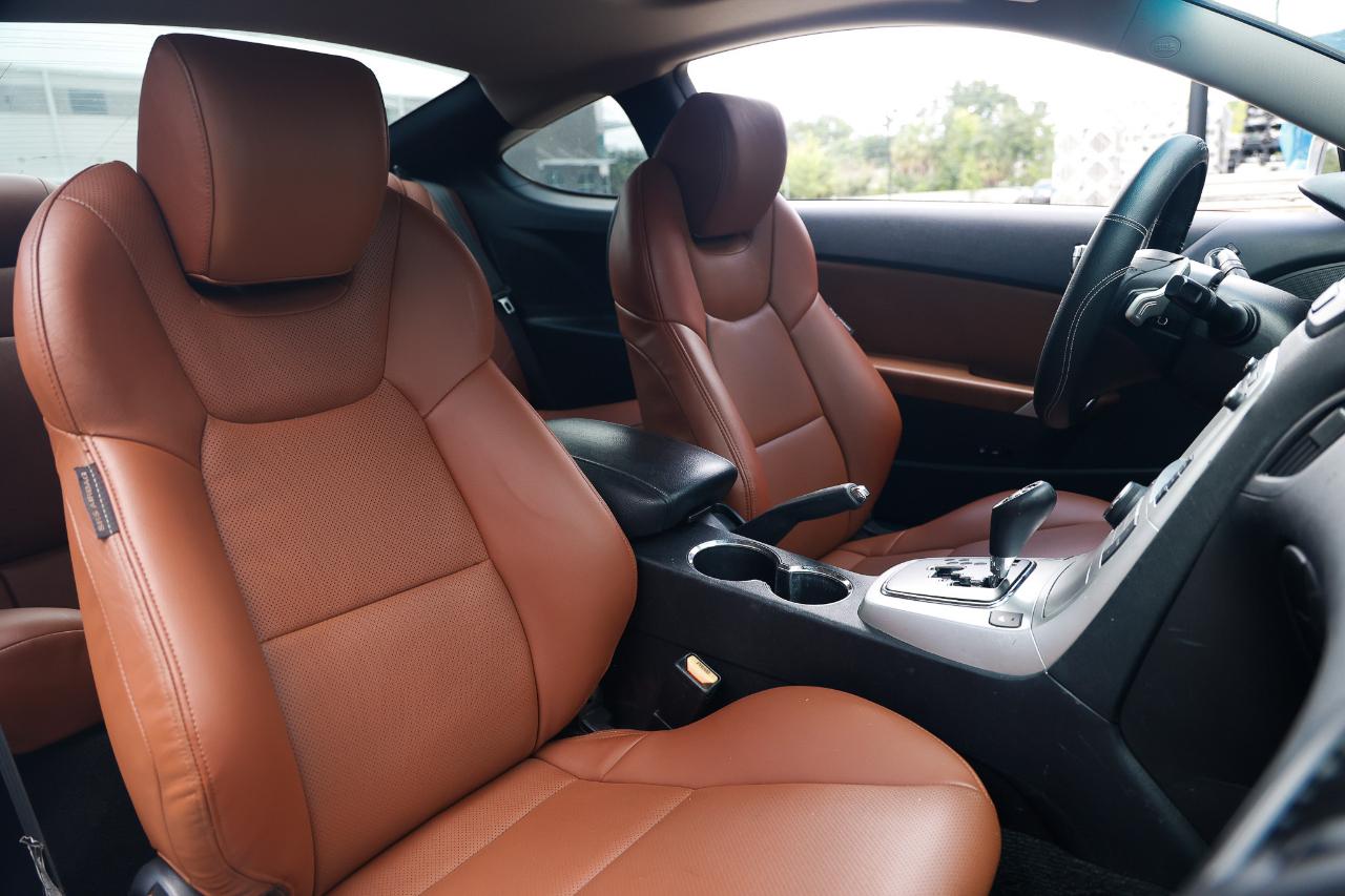 Hyundai Genesis Coupe  2010