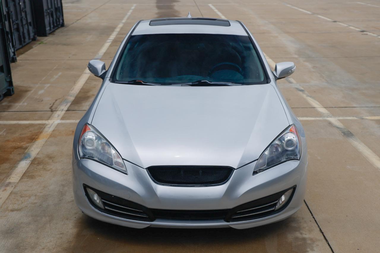 Hyundai Genesis Coupe  2010