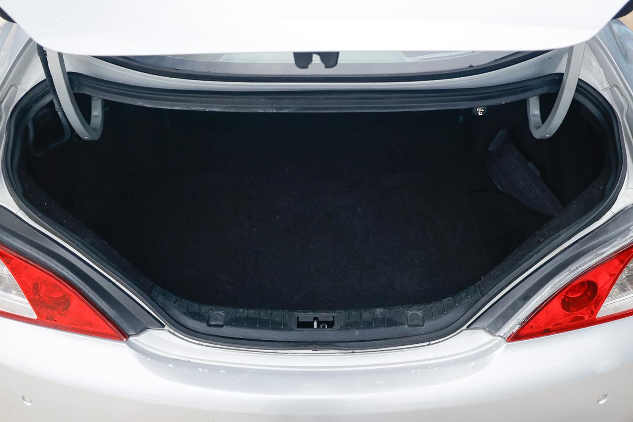 Hyundai Genesis Coupe  2010