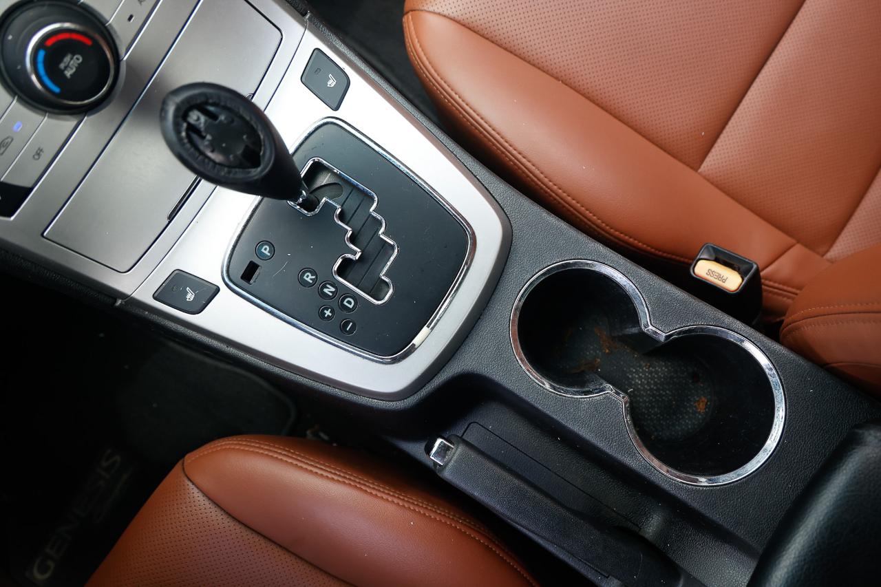 Hyundai Genesis Coupe  2010