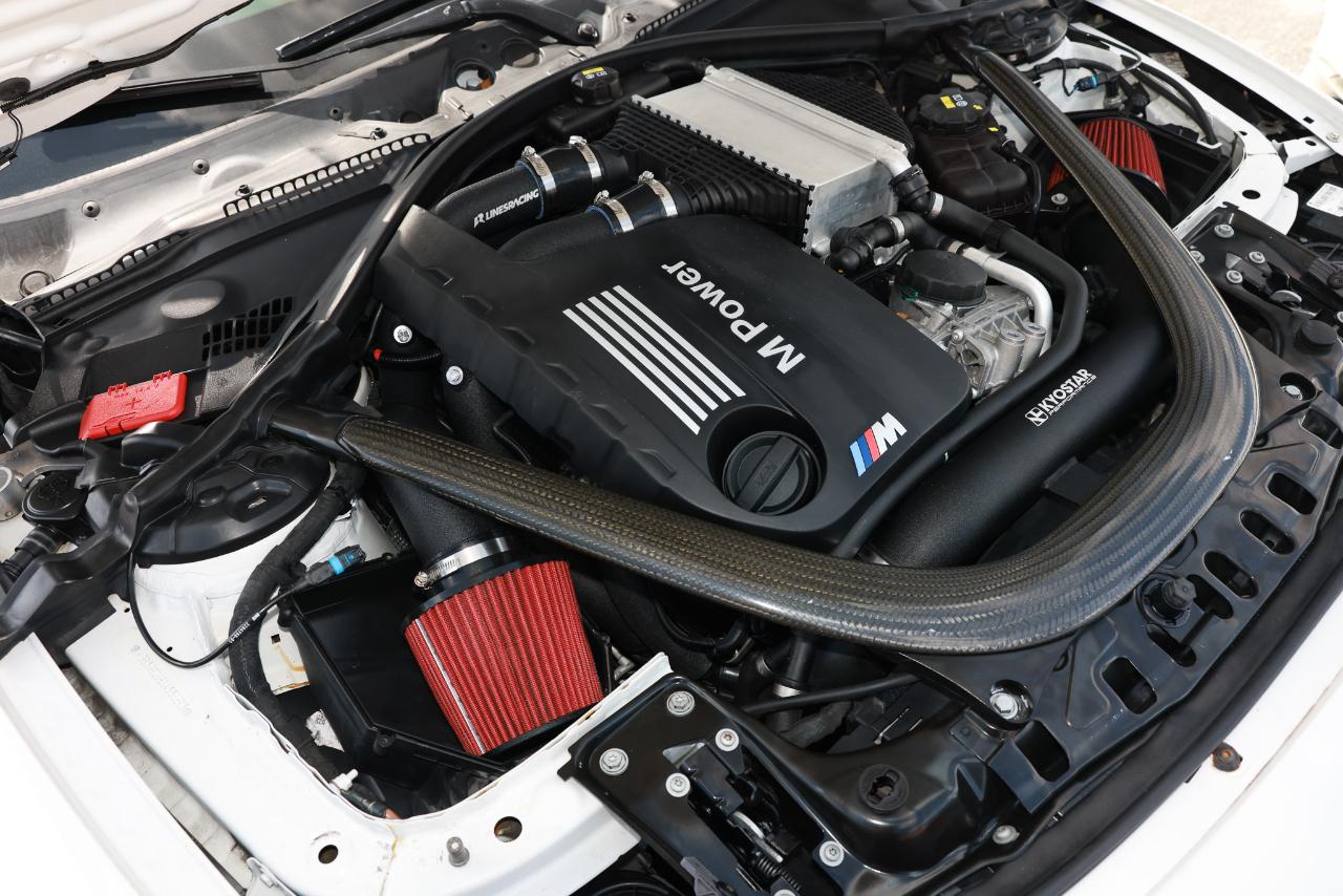 BMW M4  2016
