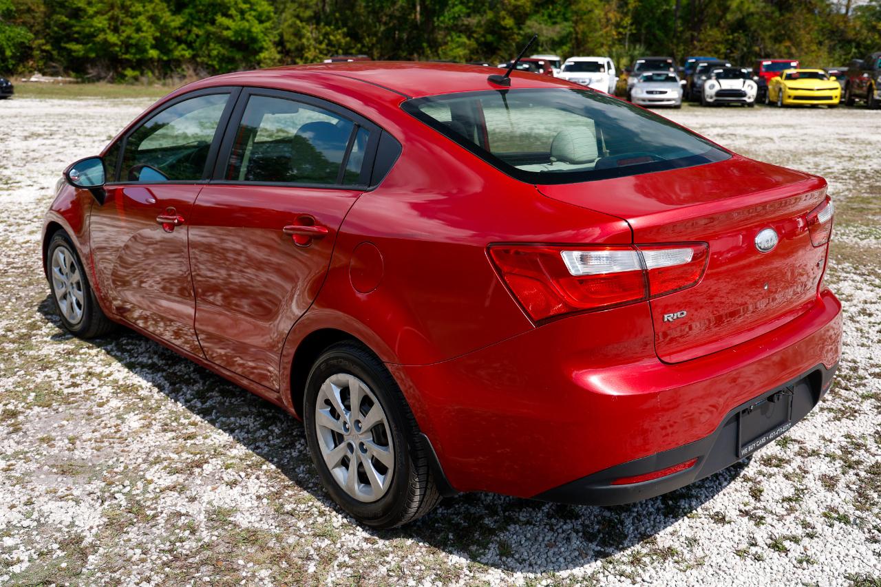 Kia Rio  2013