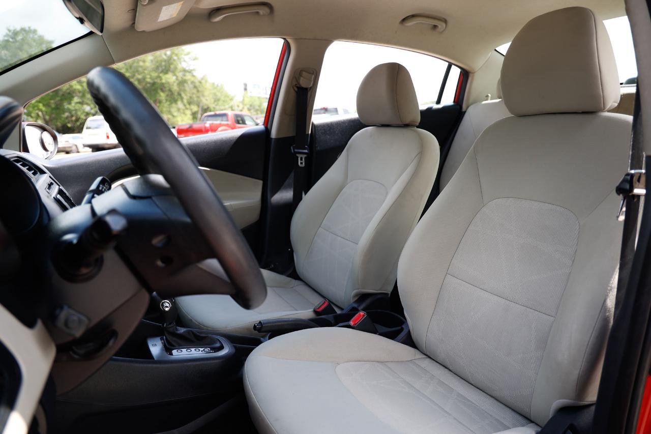 Kia Rio  2013