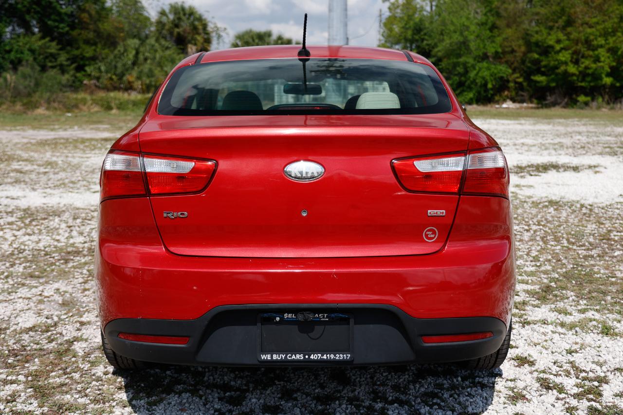 Kia Rio  2013