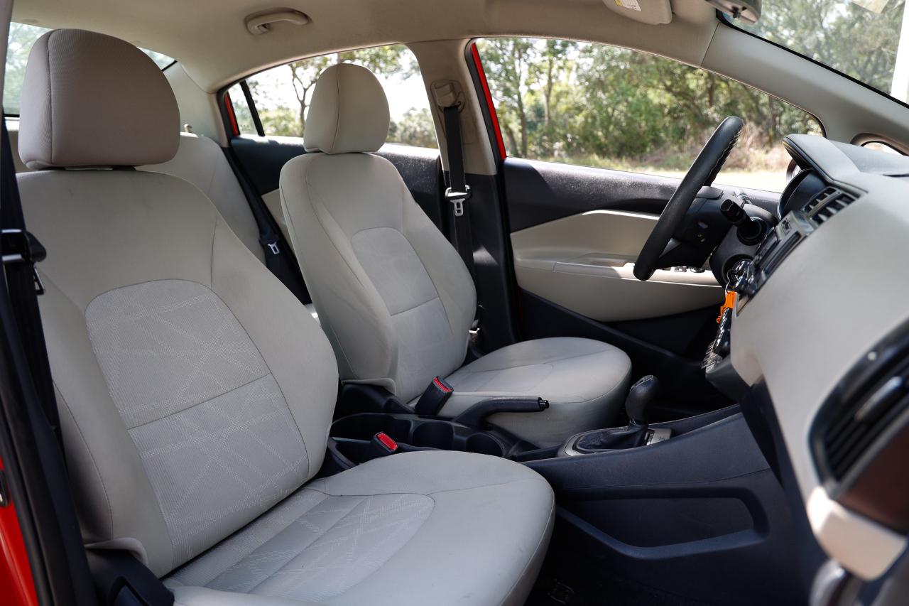 Kia Rio  2013