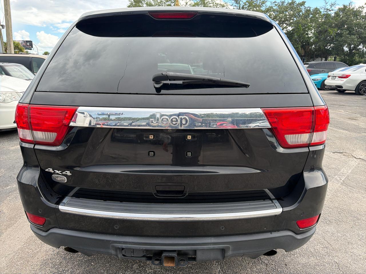 Jeep Grand Cherokee  2011