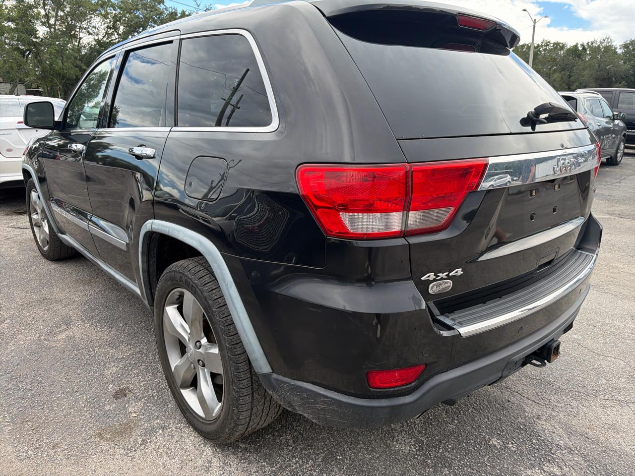 Jeep Grand Cherokee  2011