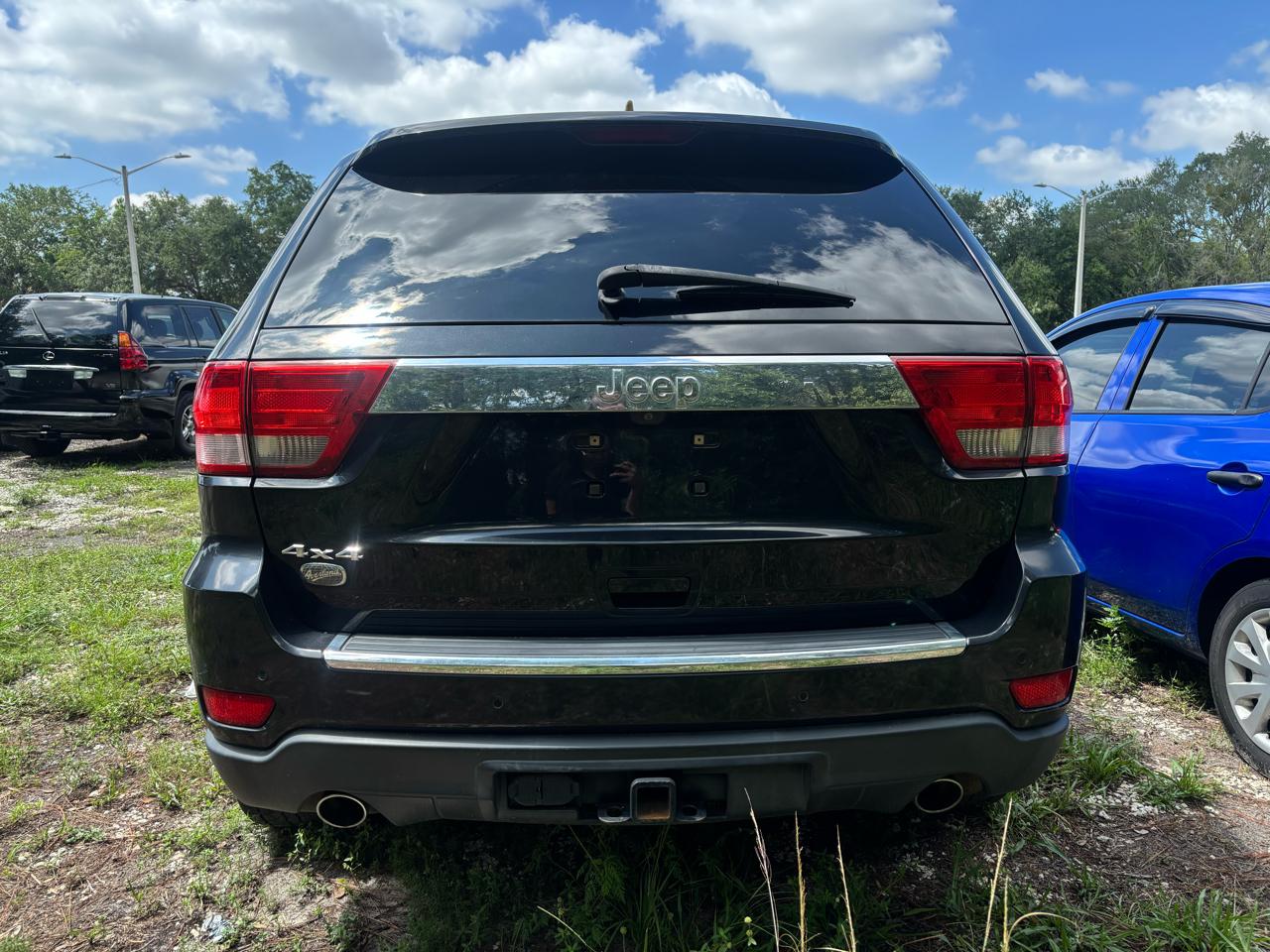 Jeep Grand Cherokee  2011