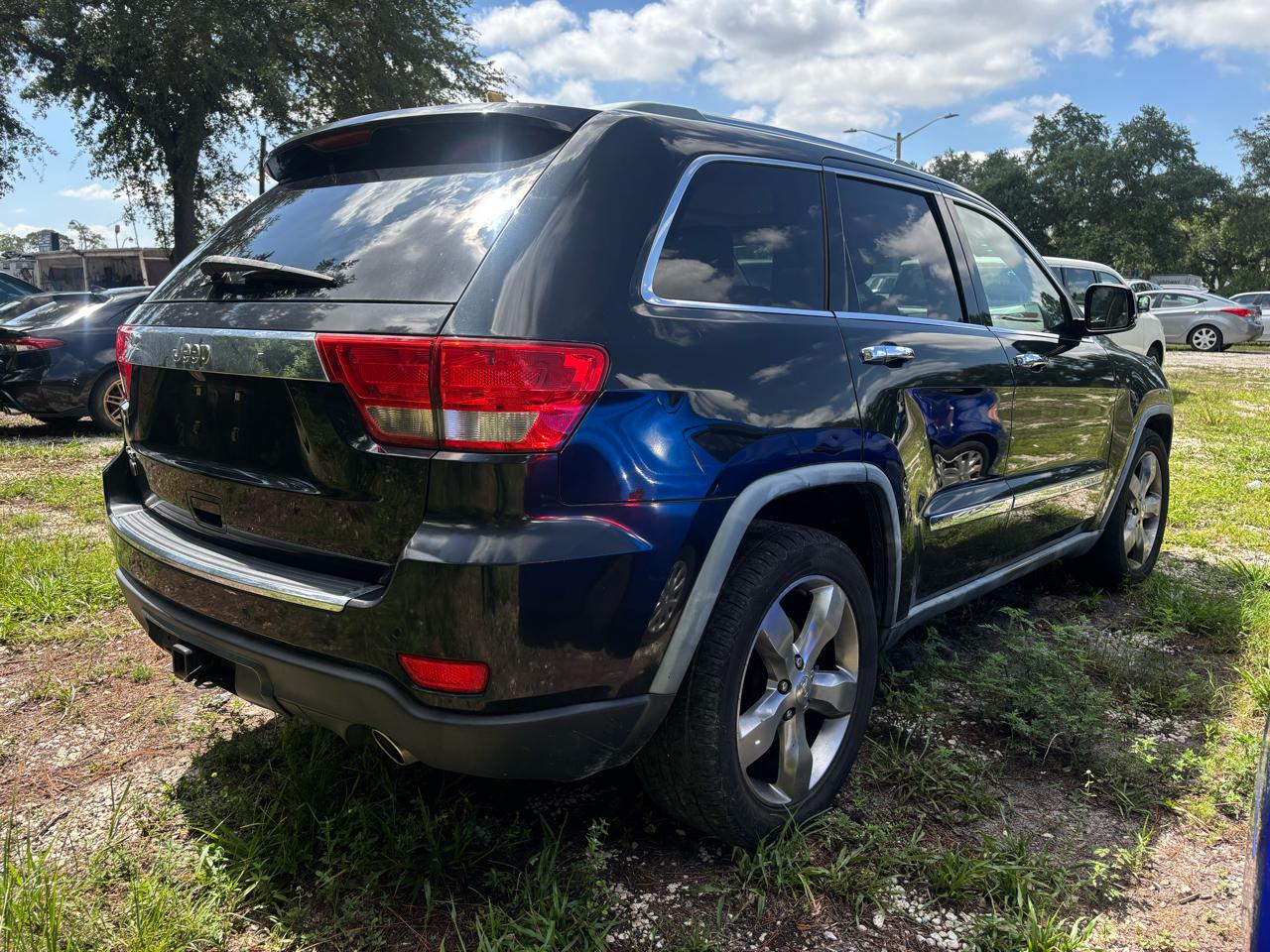 Jeep Grand Cherokee  2011