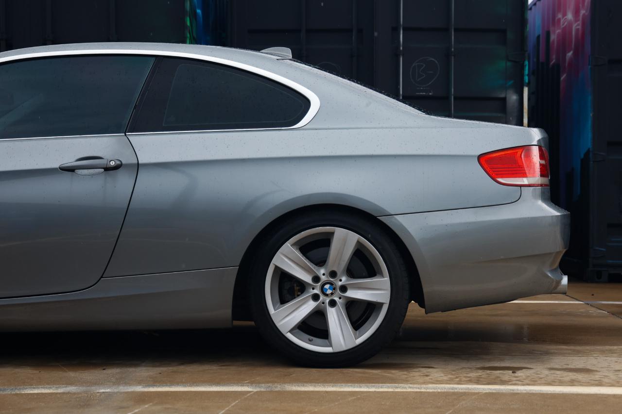 BMW 3 Series  2007