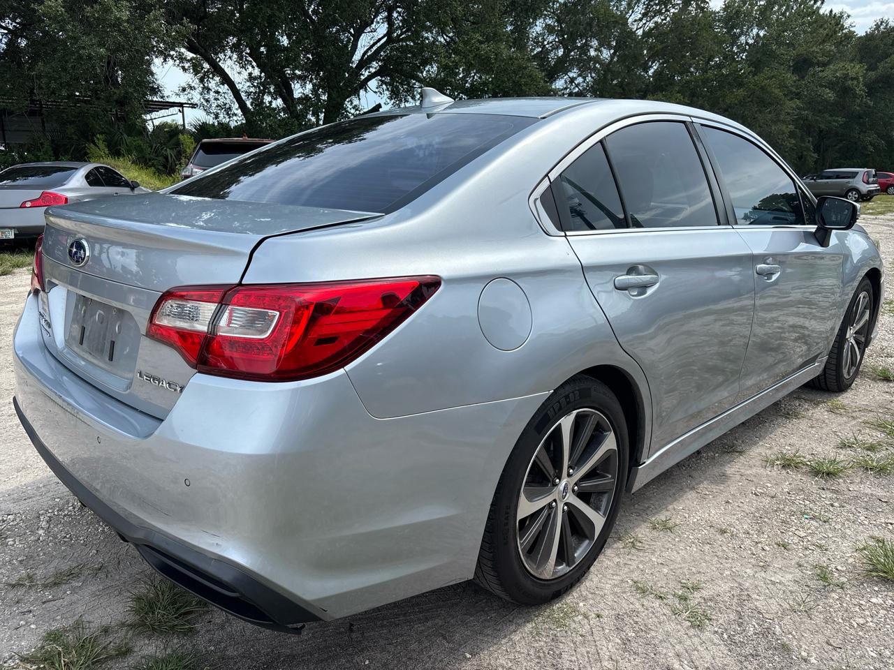 Subaru Legacy  2019