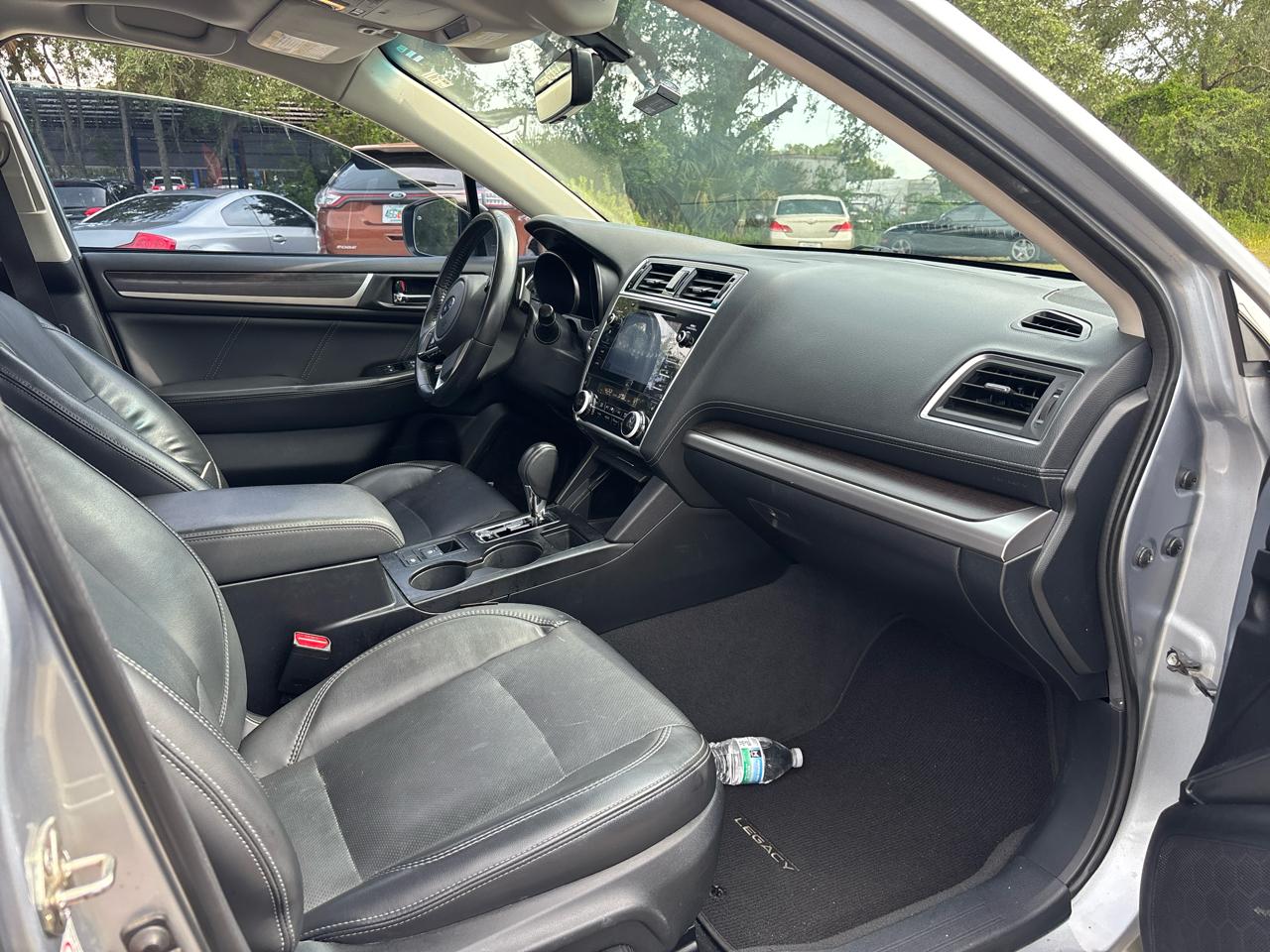 Subaru Legacy  2019