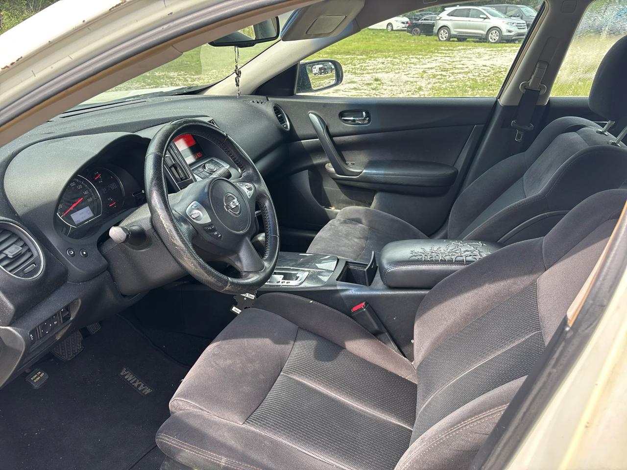 Nissan Maxima  2014