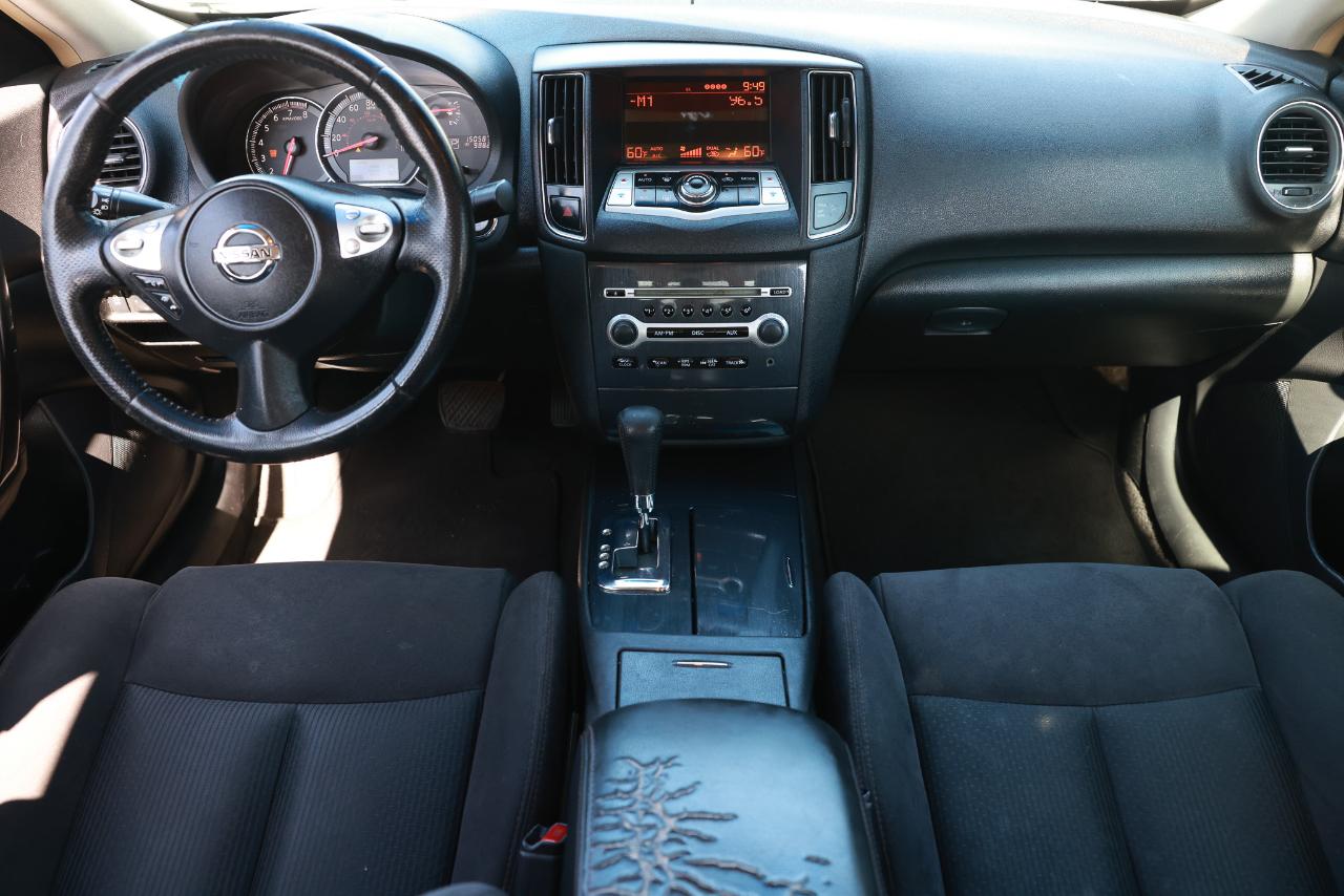 Nissan Maxima  2014
