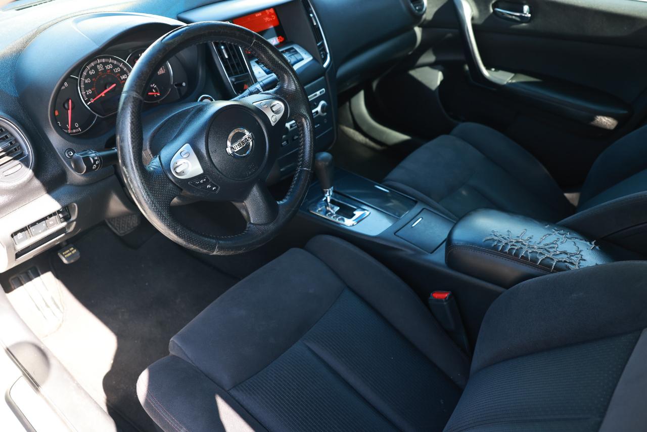 Nissan Maxima  2014