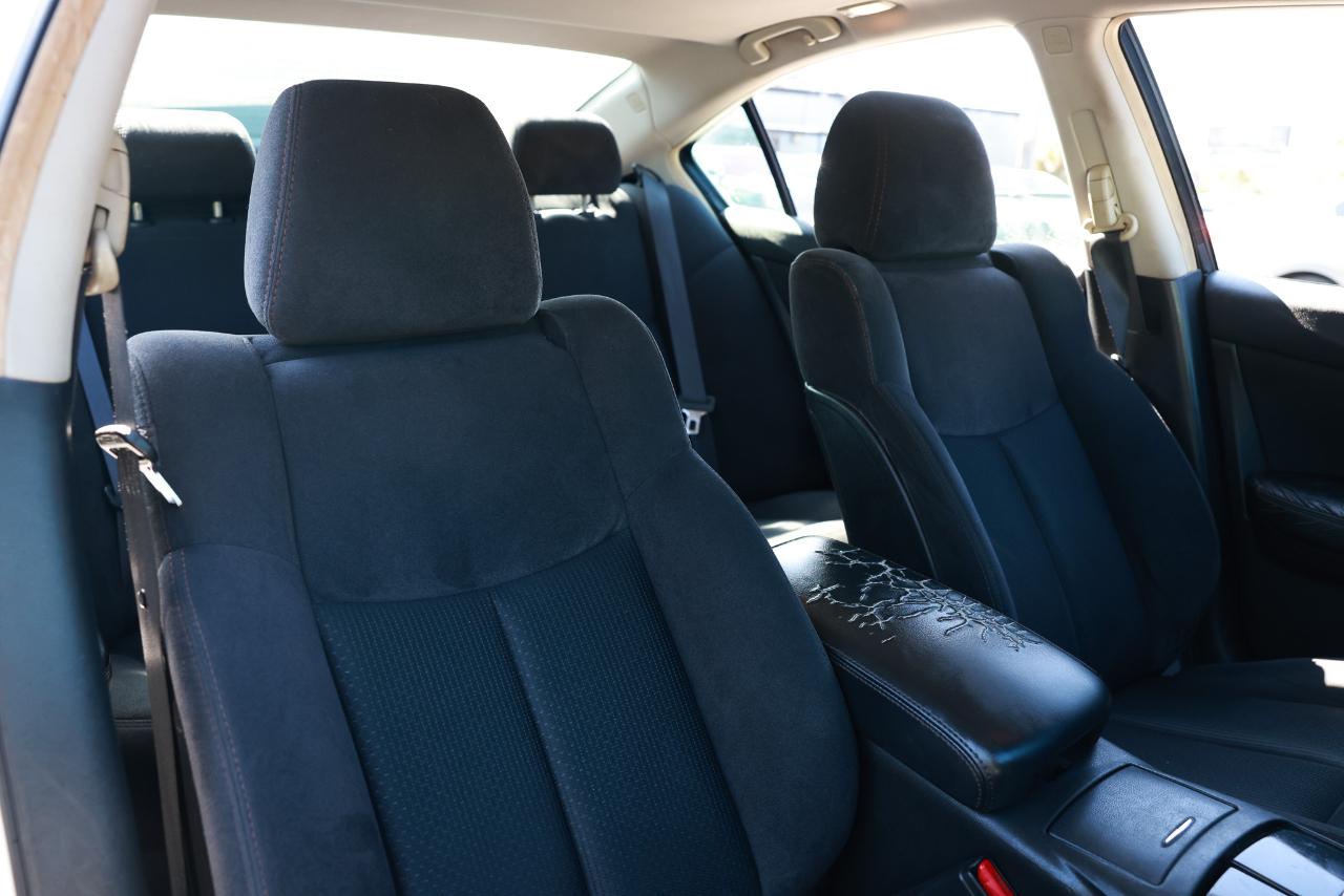 Nissan Maxima  2014