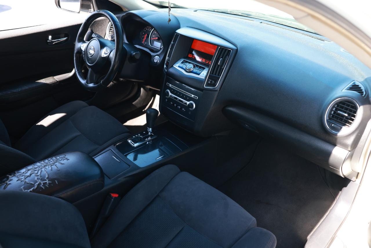 Nissan Maxima  2014