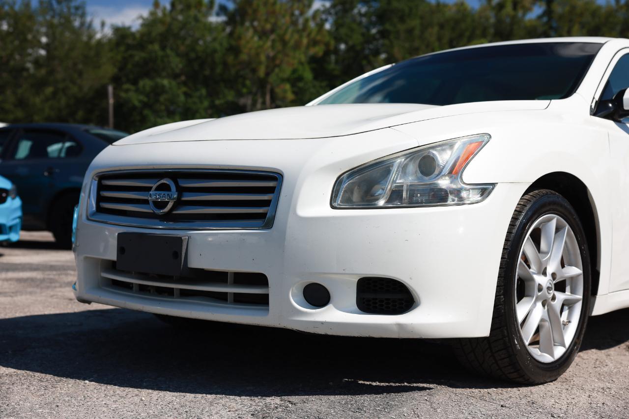 Nissan Maxima  2014