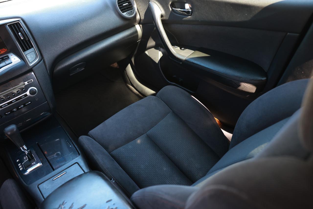 Nissan Maxima  2014