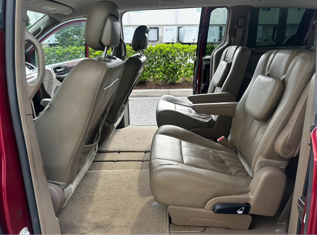 Chrysler Town & Country  2016