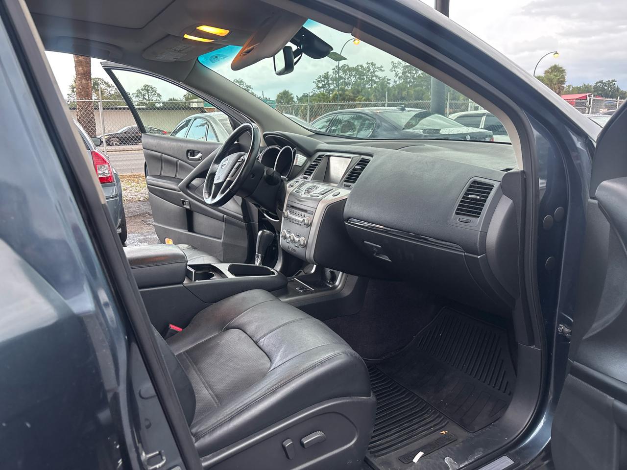 Nissan Murano S 2014