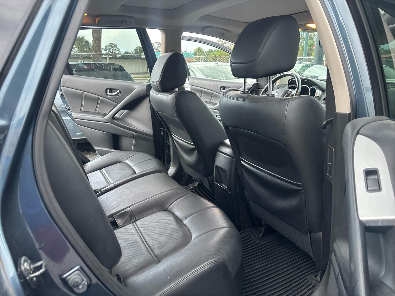 Nissan Murano S 2014