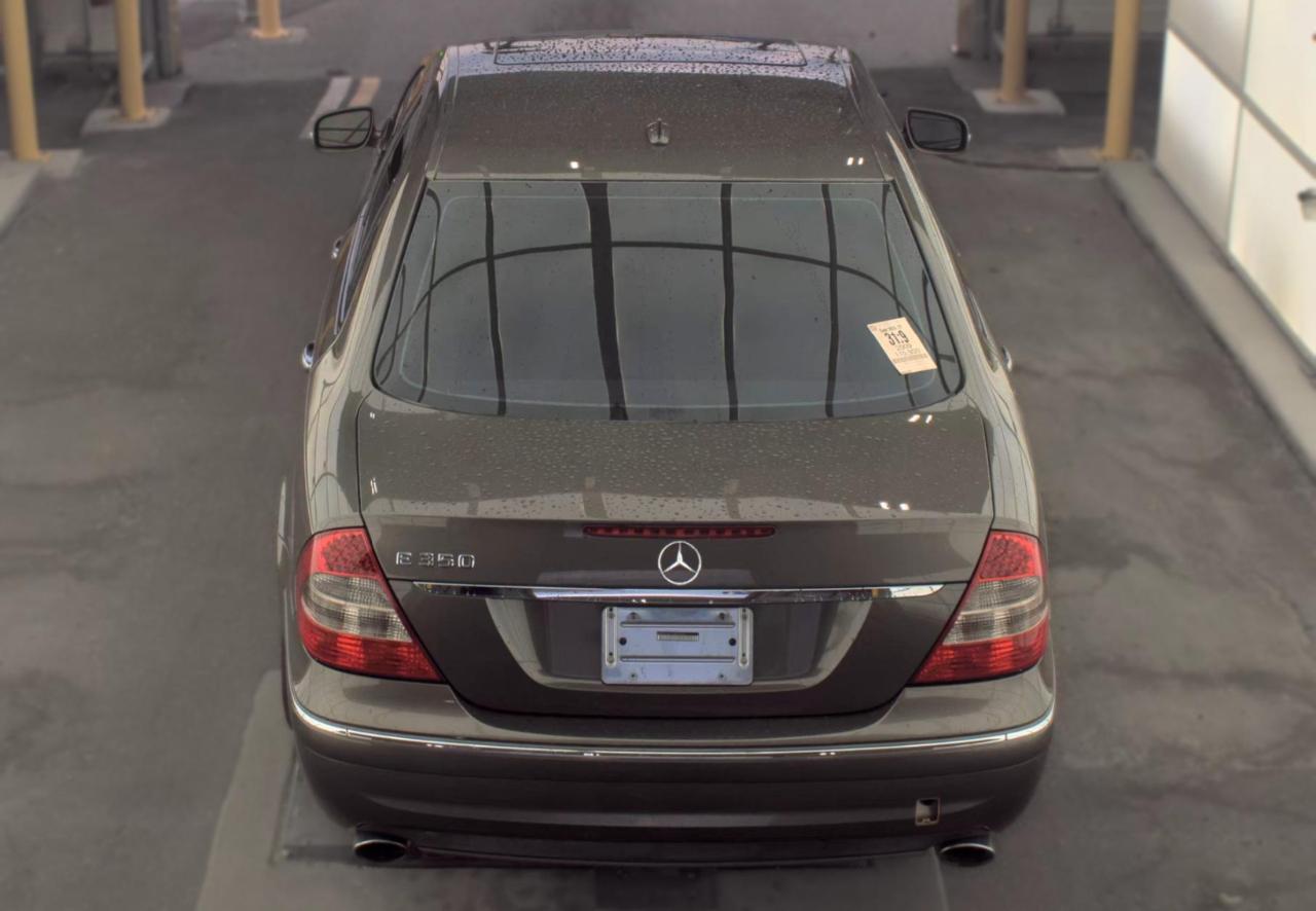 Mercedes-Benz E-Class  2009