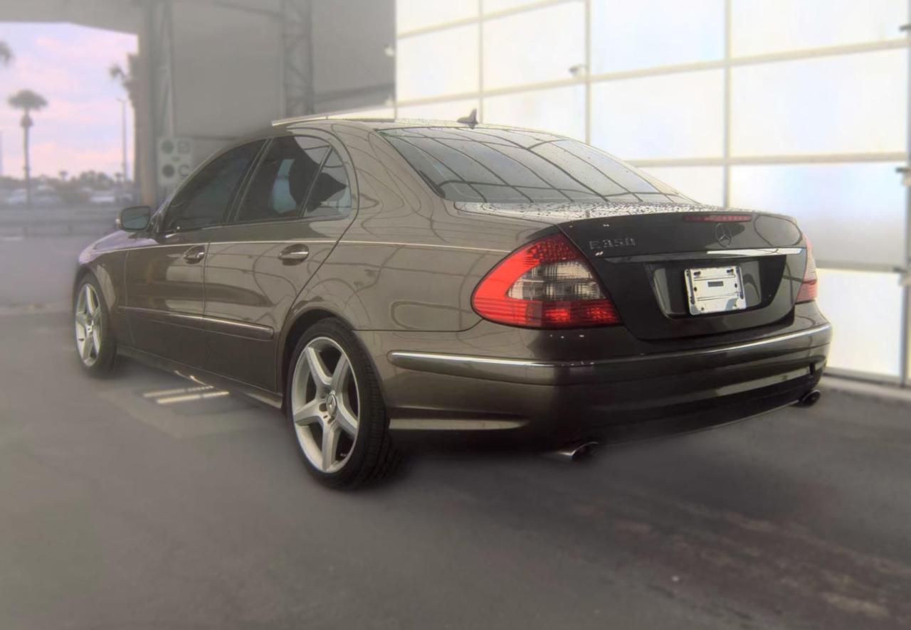 Mercedes-Benz E-Class  2009