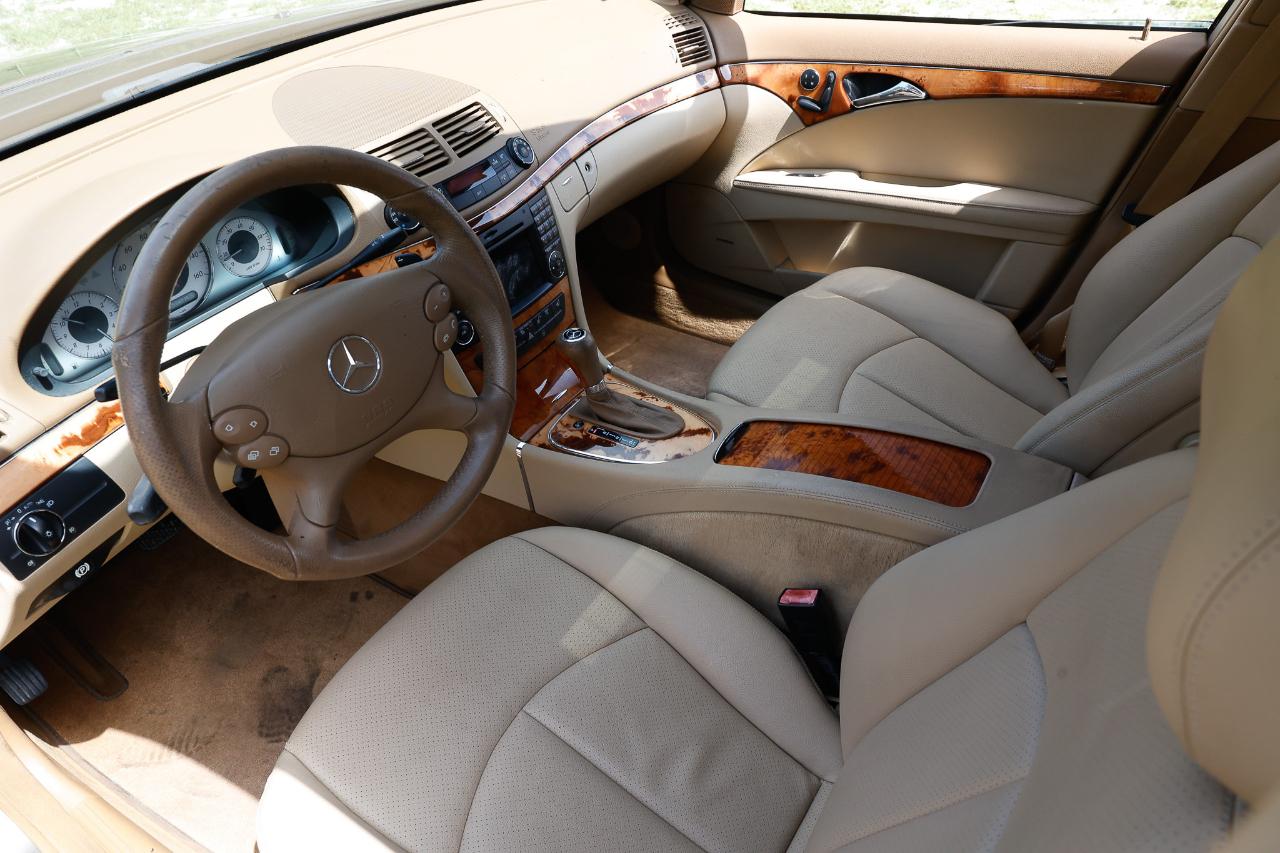 Mercedes-Benz E-Class  2009