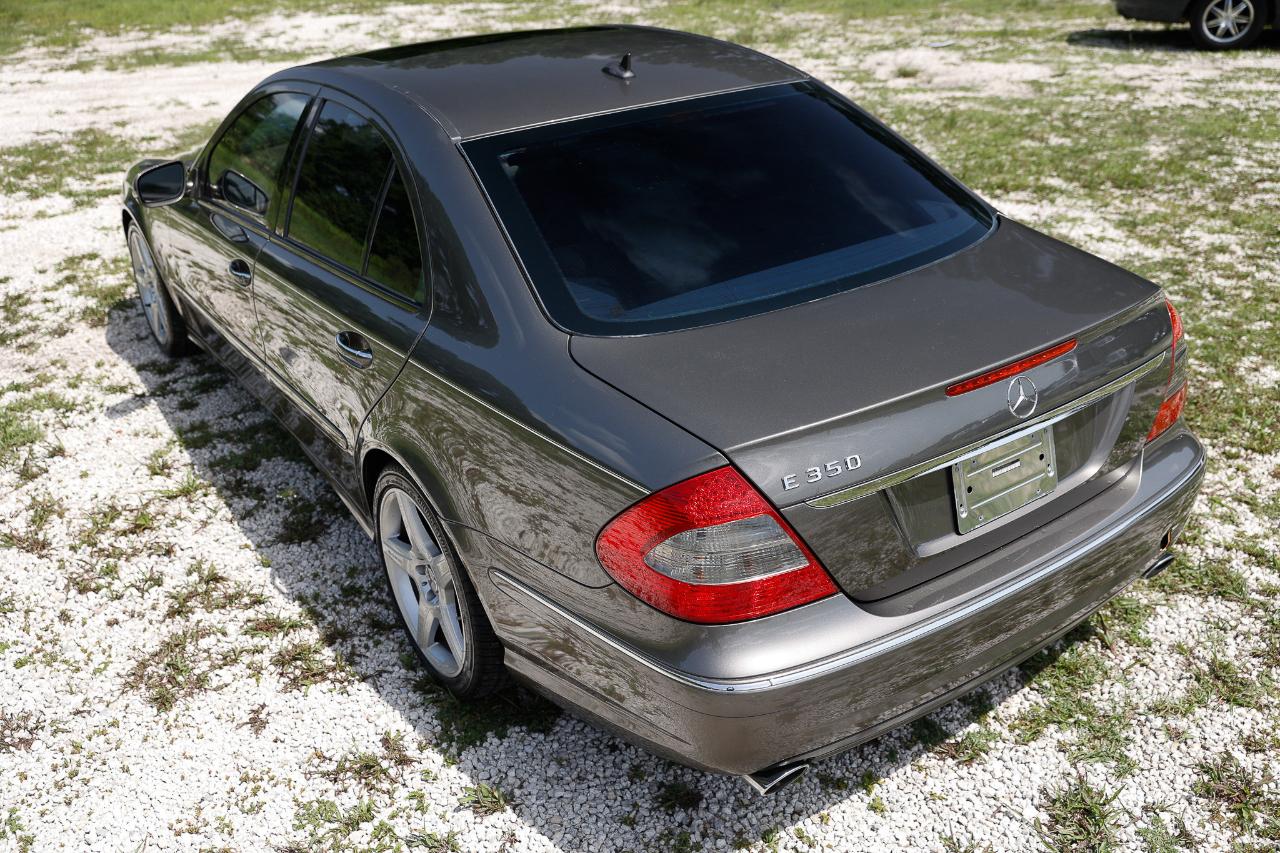 Mercedes-Benz E-Class  2009