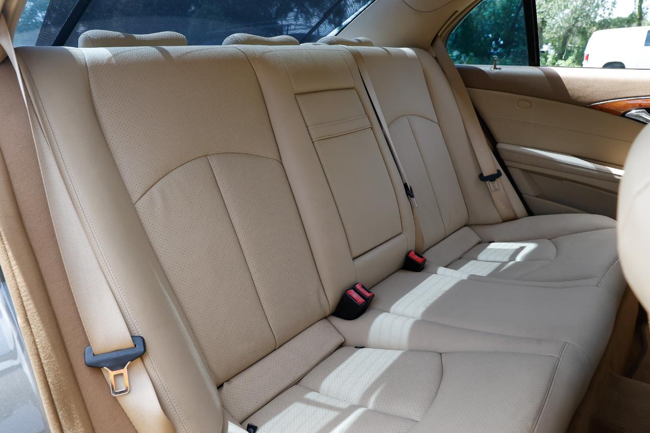 Mercedes-Benz E-Class  2009