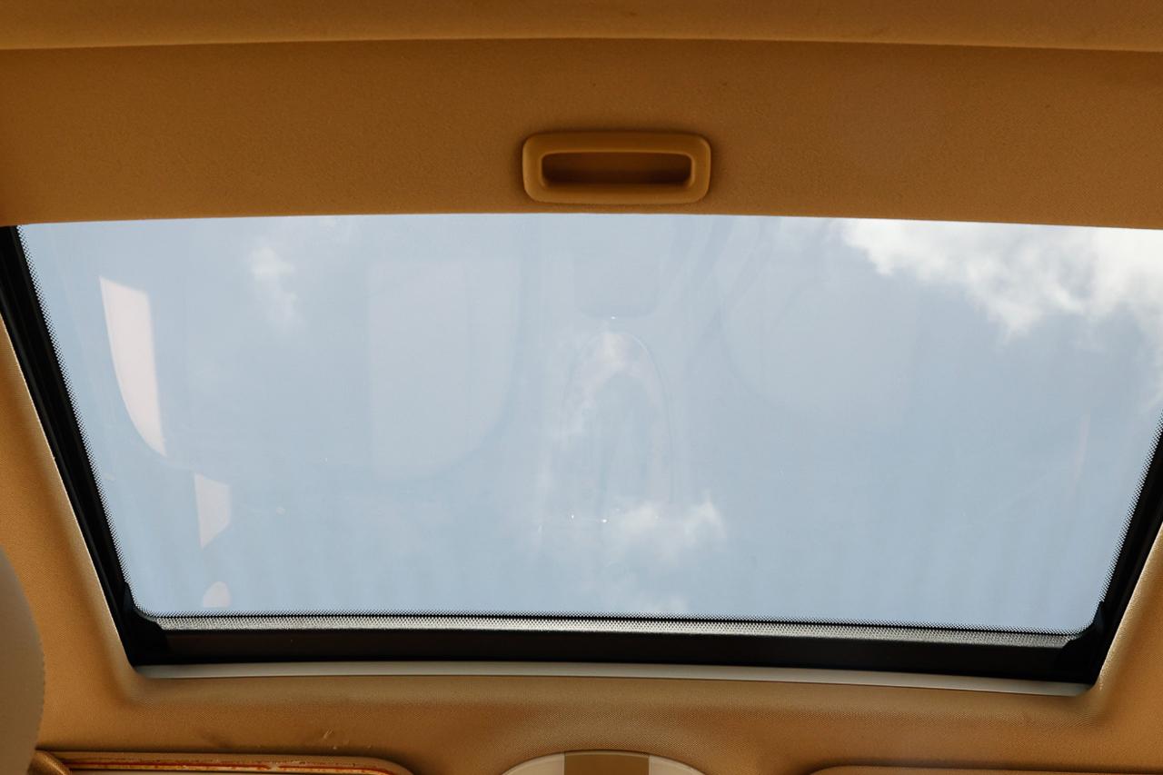 Mercedes-Benz E-Class  2009