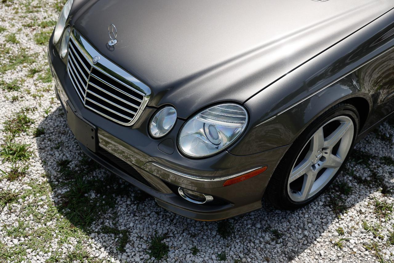 Mercedes-Benz E-Class  2009