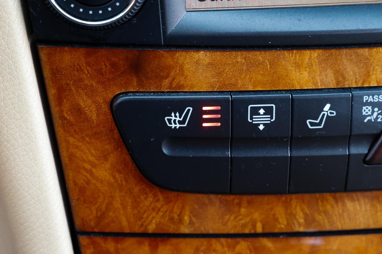 Mercedes-Benz E-Class  2009