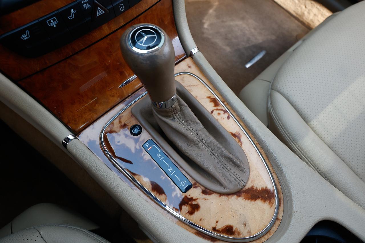 Mercedes-Benz E-Class  2009