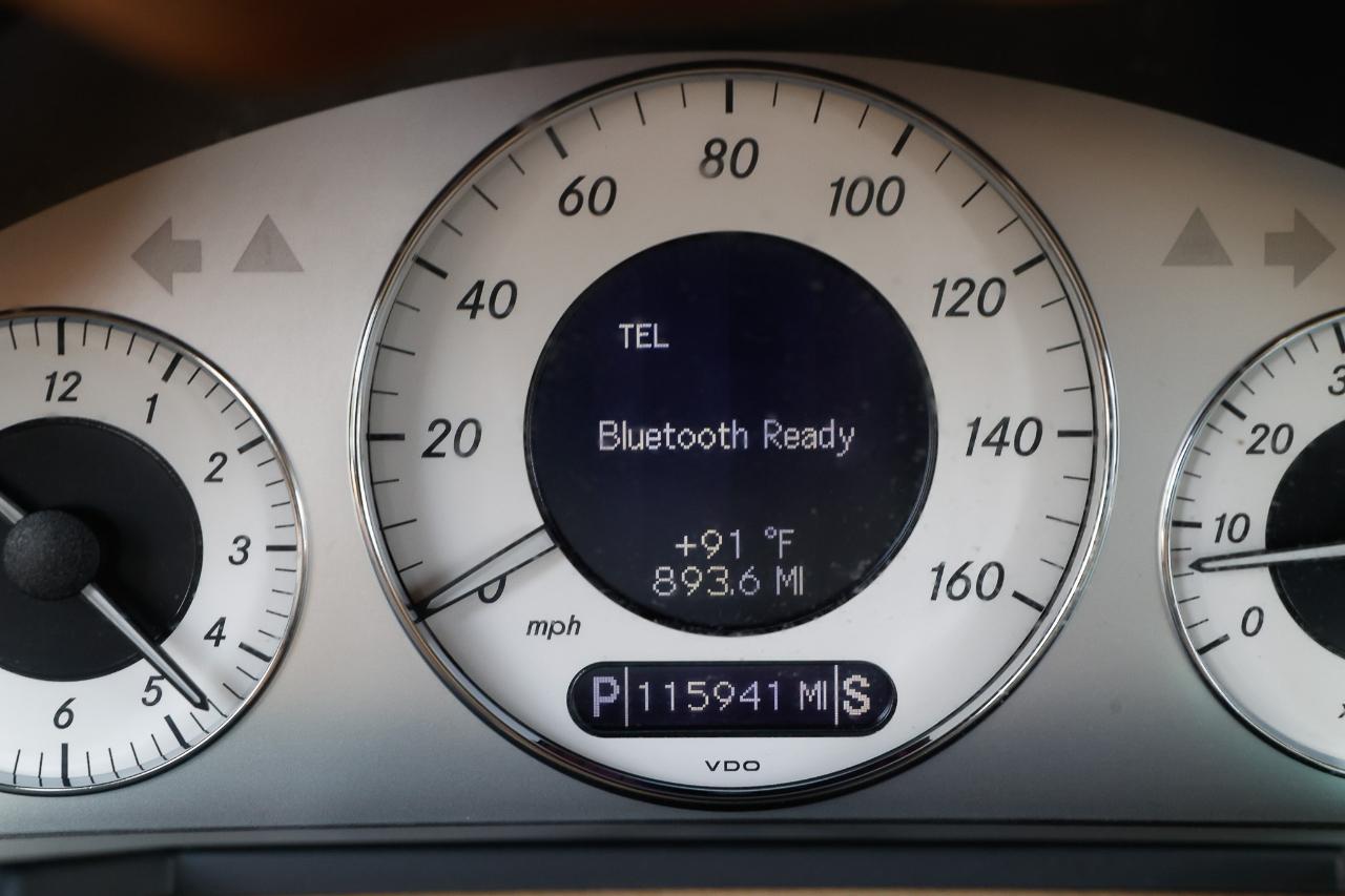 Mercedes-Benz E-Class  2009