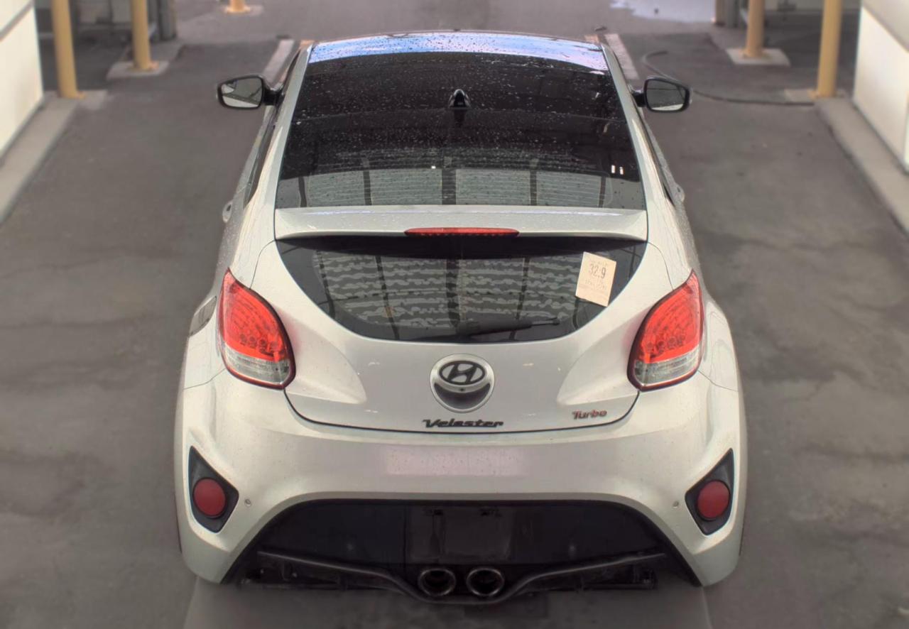 Hyundai Veloster  2016