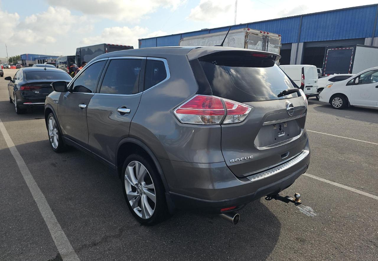 Nissan Rogue  2015