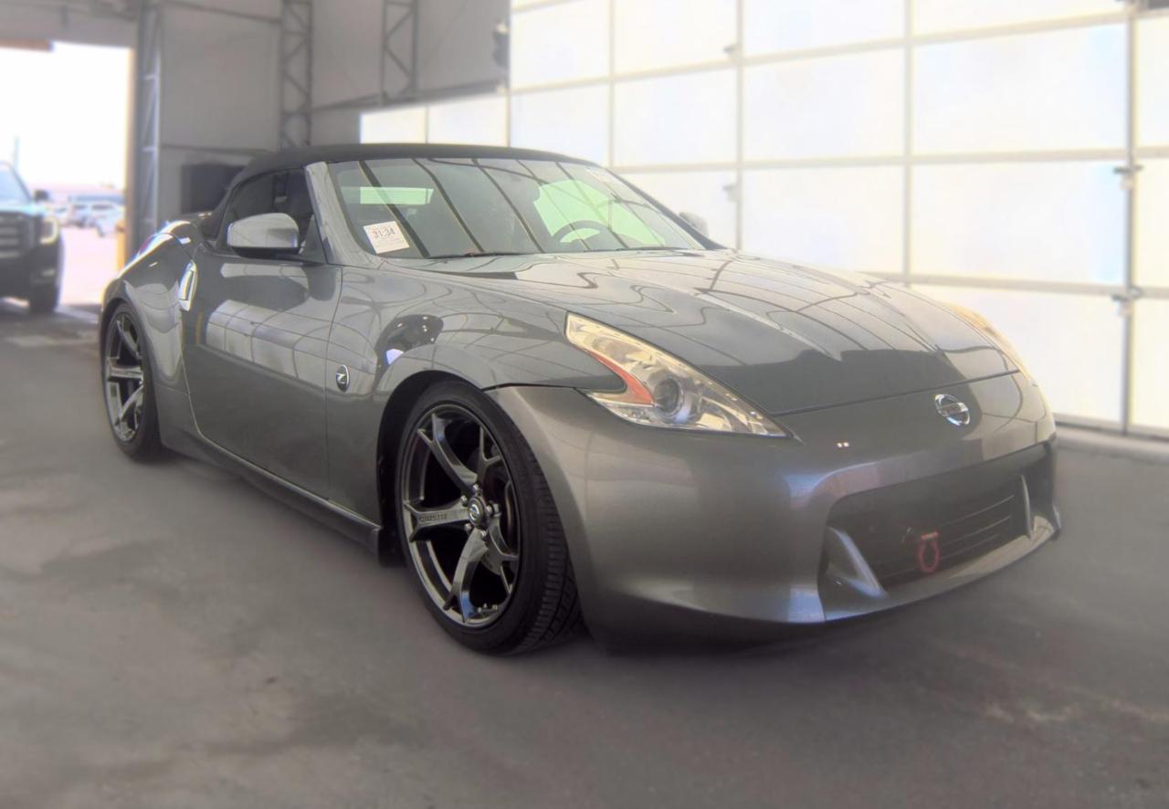 Nissan 370Z Touring 2012