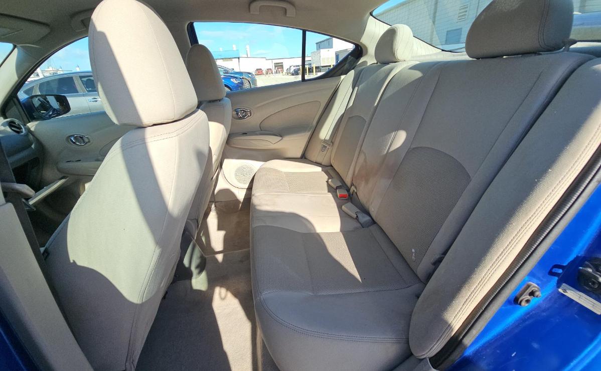 Nissan Versa  2016