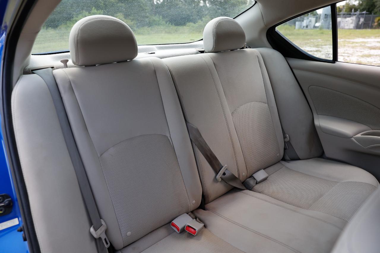 Nissan Versa  2016