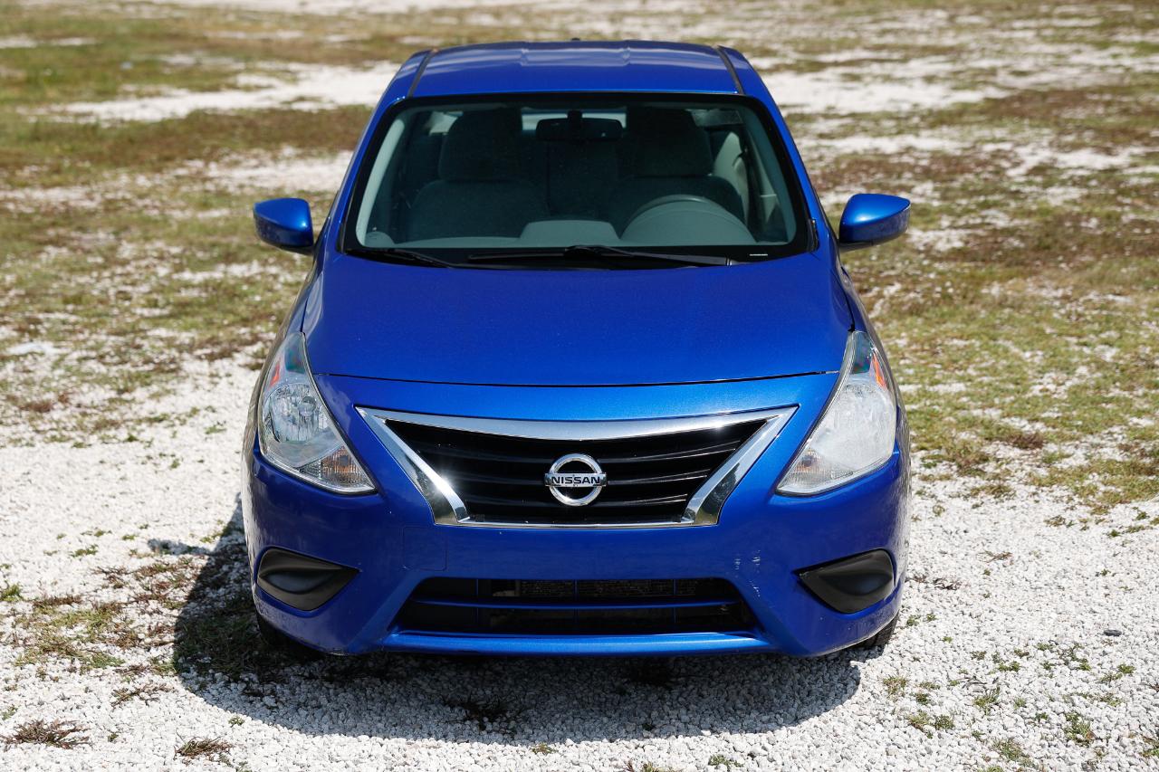 Nissan Versa  2016